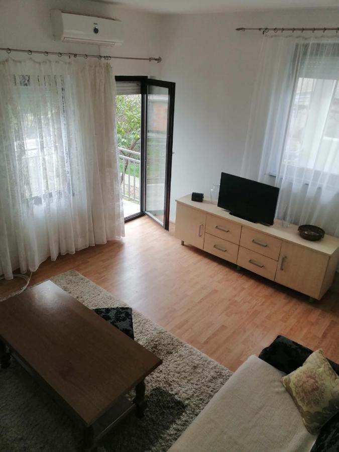 Apartmani Taki โมสตาร์ ภายนอก รูปภาพ