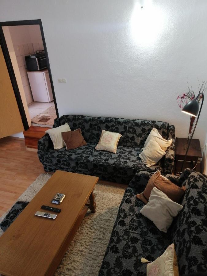 Apartmani Taki โมสตาร์ ภายนอก รูปภาพ