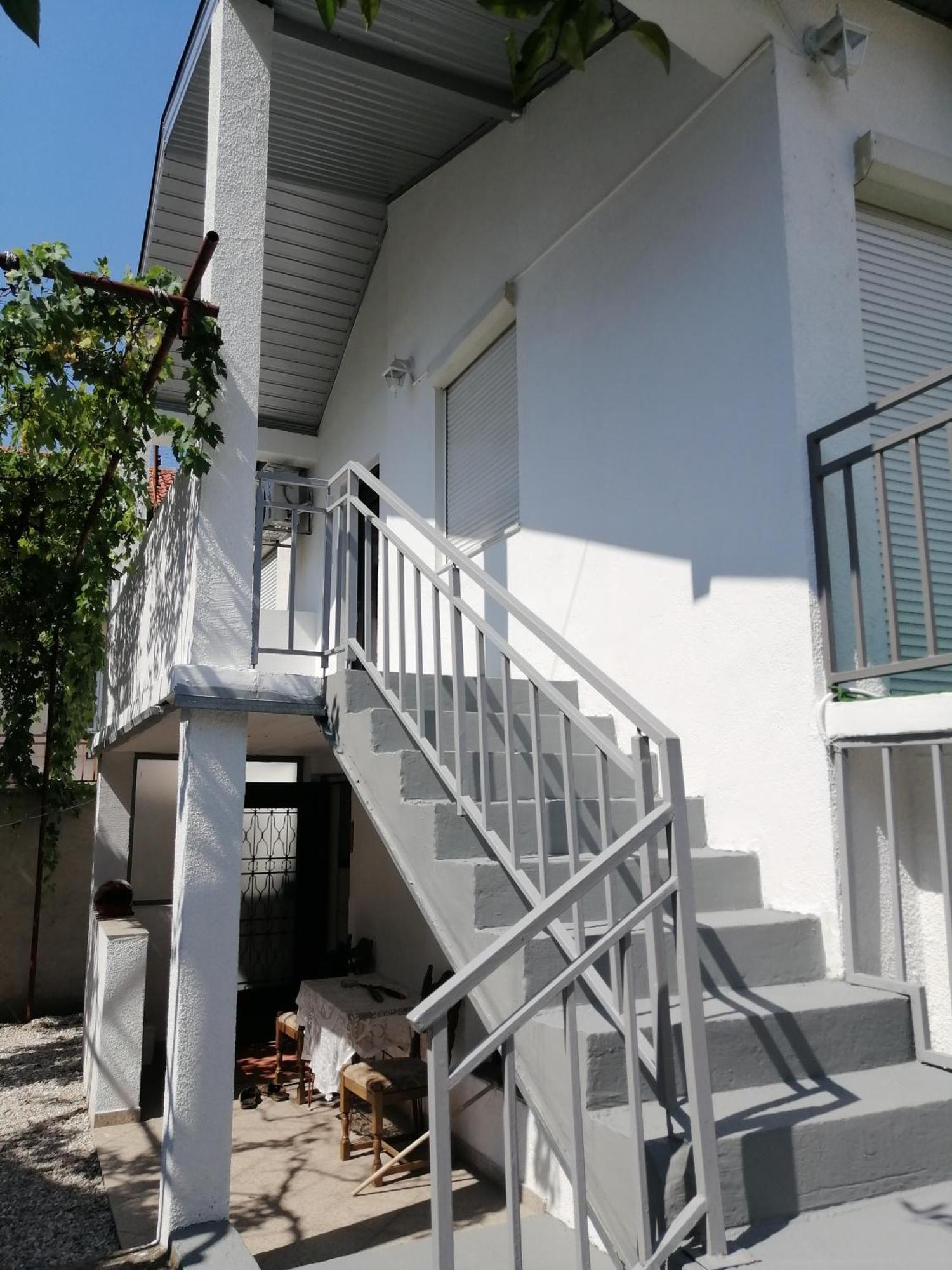 Apartmani Taki โมสตาร์ ภายนอก รูปภาพ
